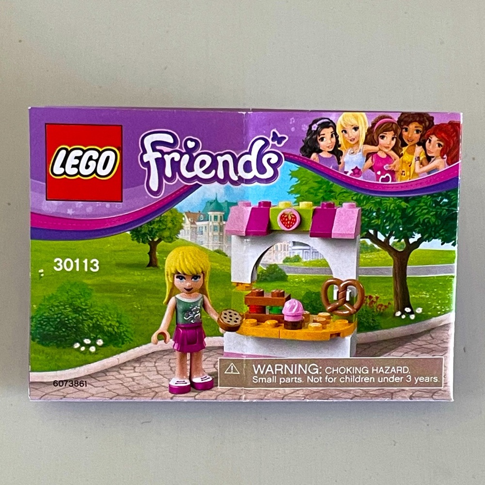 LEGO Friends: Stephanie's Bakery Stand Set 30113